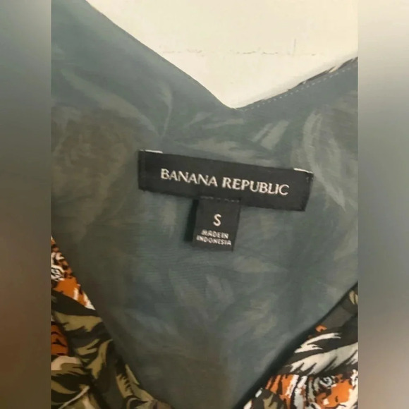 Banana Republic Womens Tiger Print adjustable  Strappy Camisole 100% polyester - Picture 3 of 6